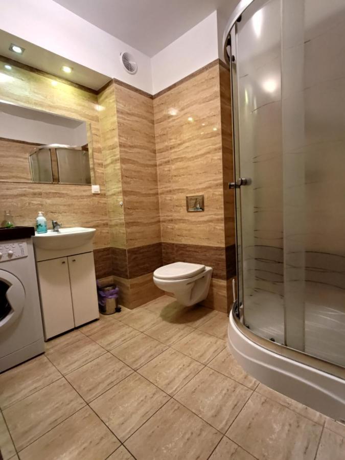 Komfortowy Apartament Dwupokojowy Z Tarasem I Garaz Ustka Buitenkant foto
